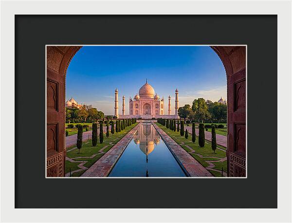 Taj Mahal From The Great Gate