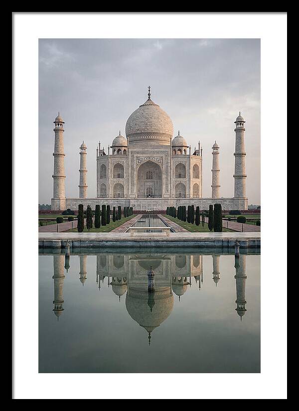 Taj Mahal Reflection At Dawn
