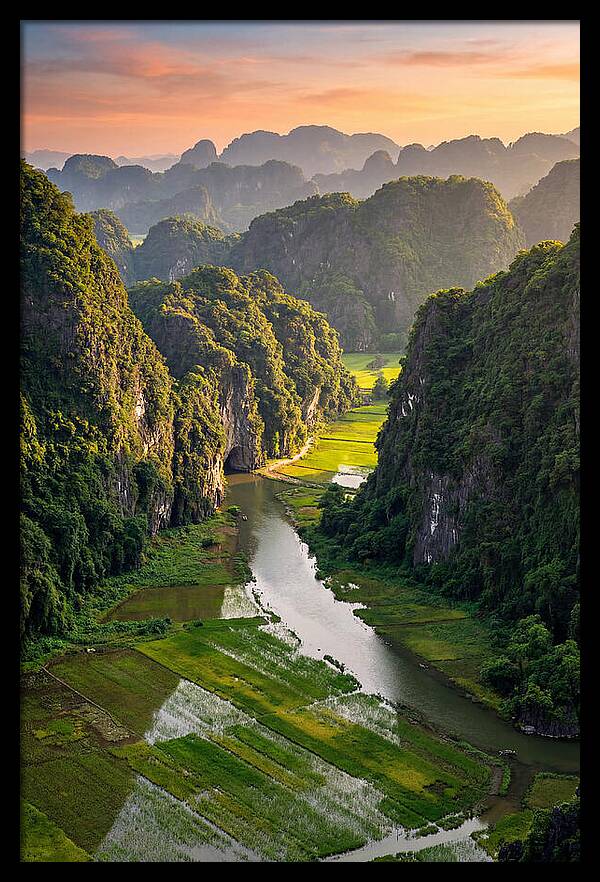 Tam Coc River Valley Serenity