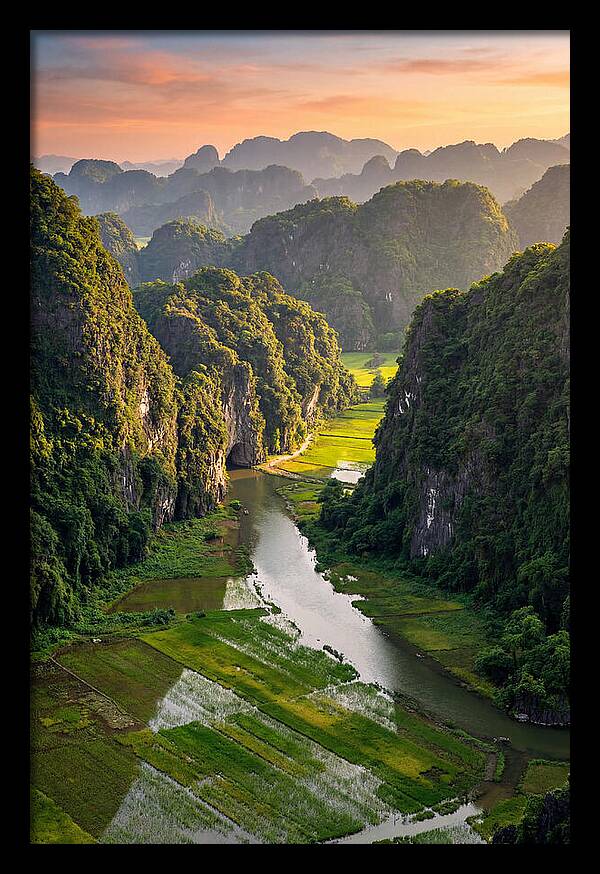 Tam Coc River Valley Serenity