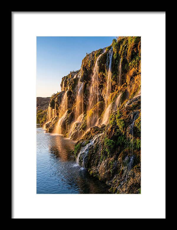 Thousand Springs Flowing Waterfalls