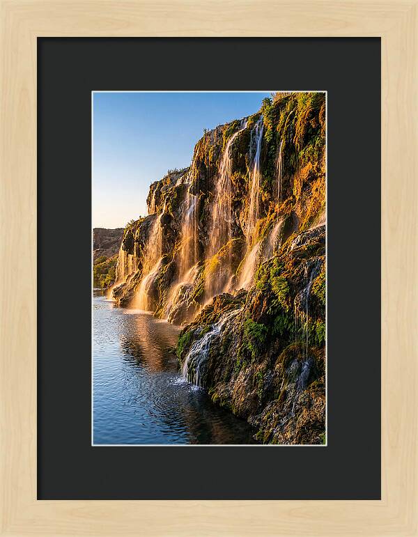 Thousand Springs Flowing Waterfalls