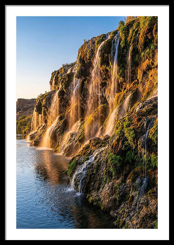 Thousand Springs Flowing Waterfalls