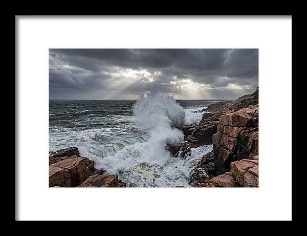 Thunder Hole Erupts In Storm