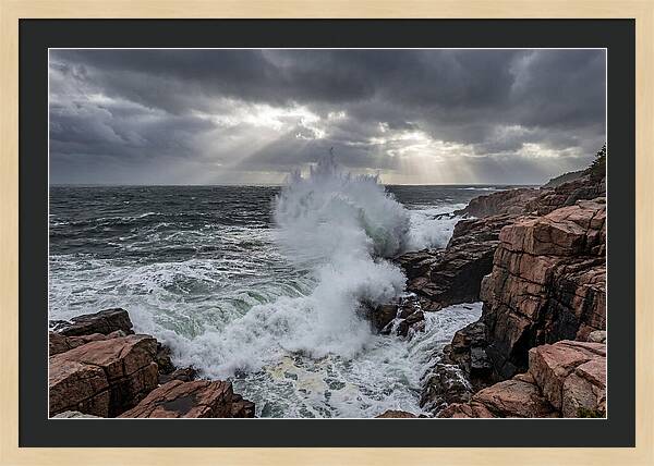 Thunder Hole Erupts In Storm
