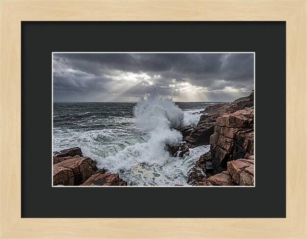 Thunder Hole Erupts In Storm