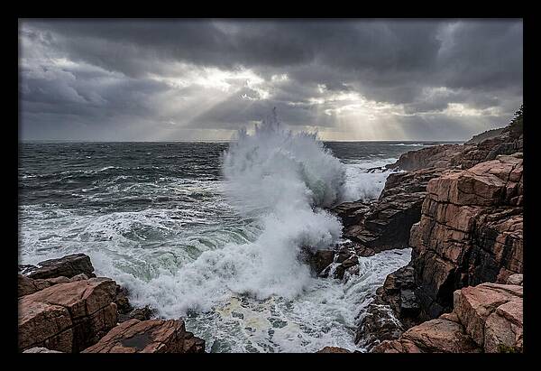 Thunder Hole Erupts In Storm