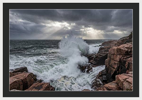 Thunder Hole Erupts In Storm