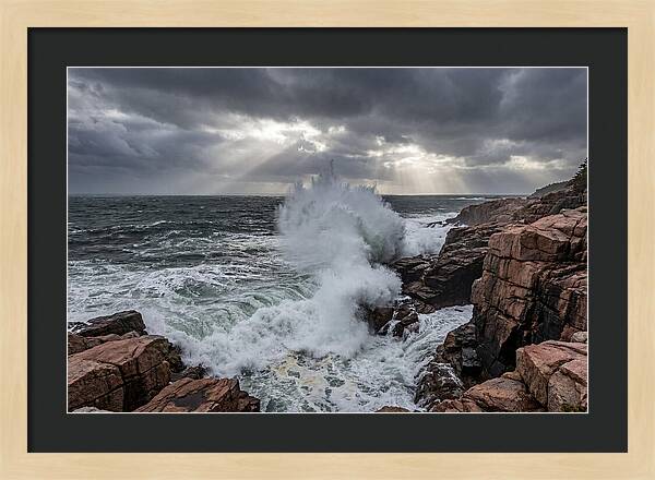 Thunder Hole Erupts In Storm