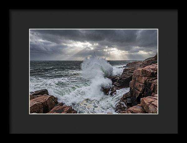 Thunder Hole Erupts In Storm