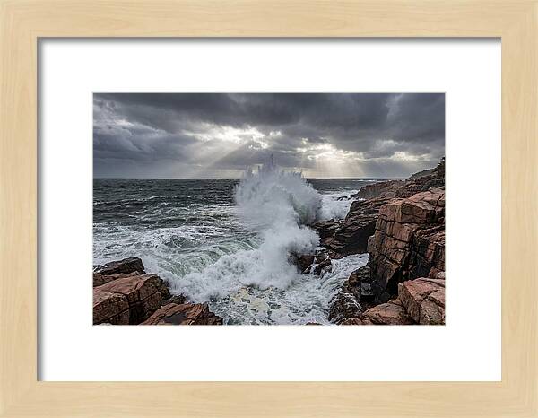 Thunder Hole Erupts In Storm