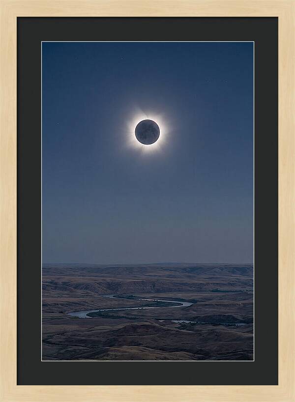 Total Solar Eclipse Majesty