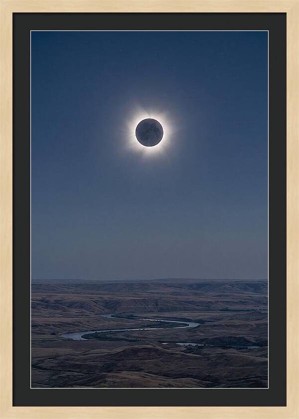 Total Solar Eclipse Majesty