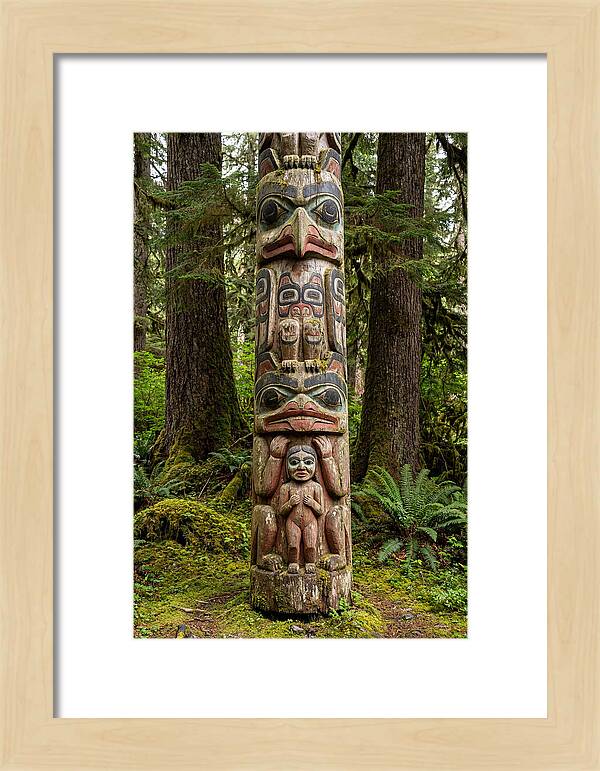 Totem Bight Totem Pole