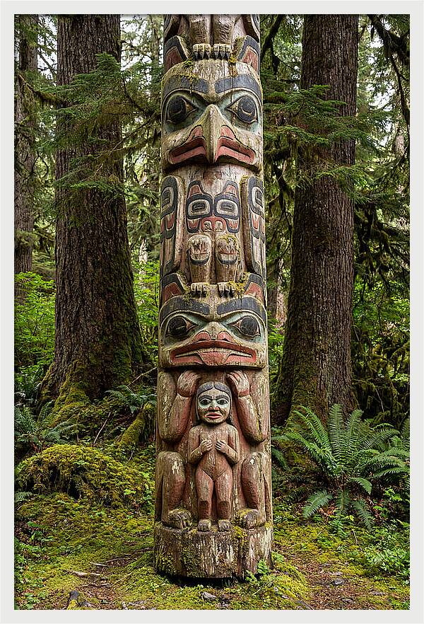 Totem Bight Totem Pole
