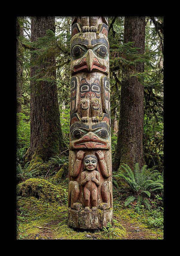 Totem Bight Totem Pole