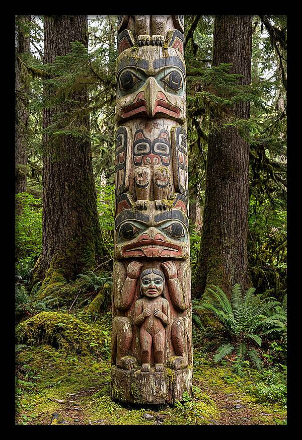 Totem Bight Totem Pole
