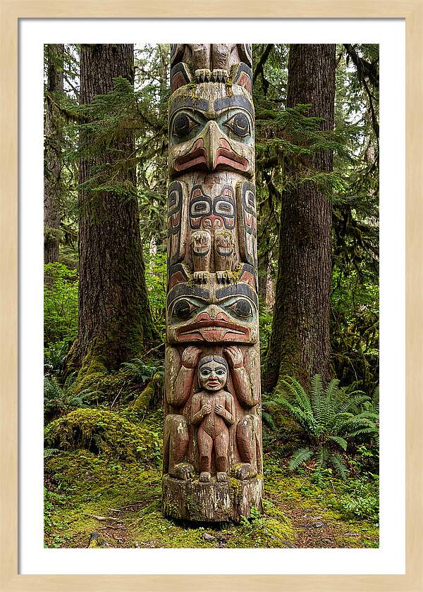 Totem Bight Totem Pole