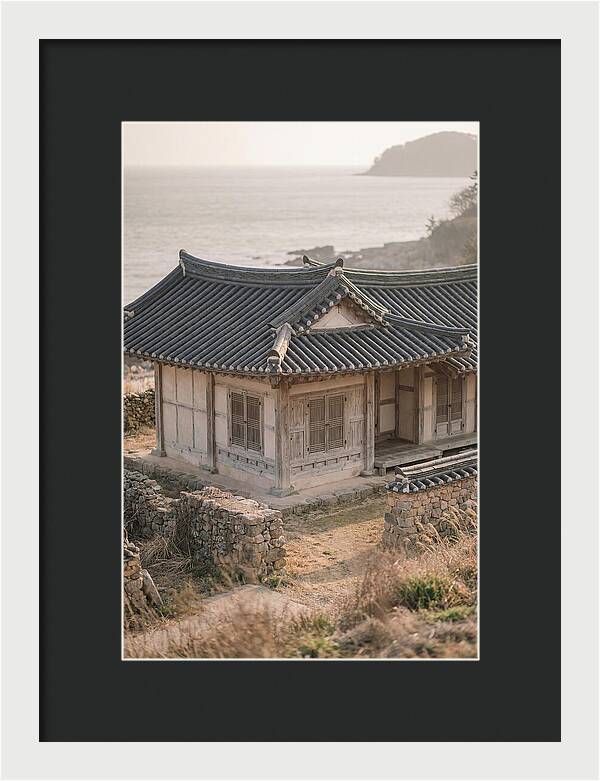 Traditional Korean Hanok Serenity