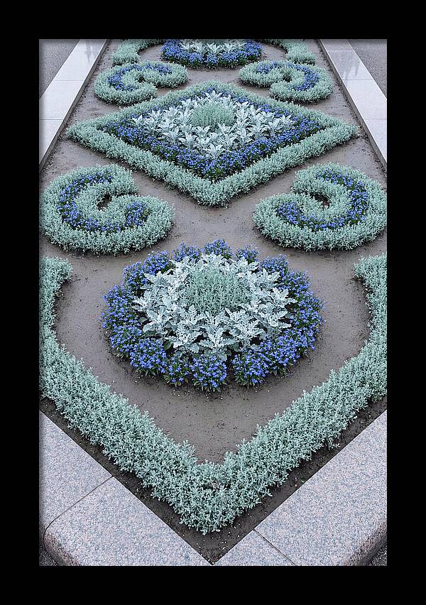 Traditional Victorian Garden