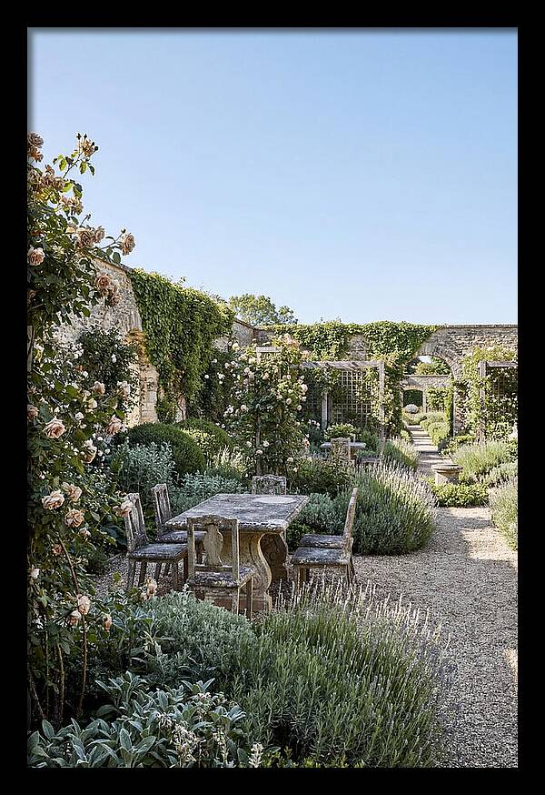 Tranquil Garden Retreat