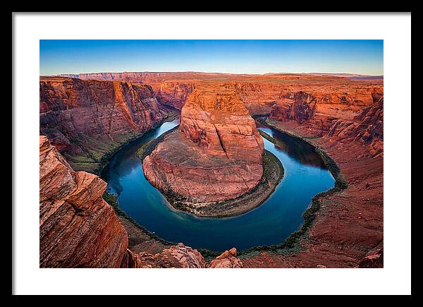 Tranquil Horseshoe Bend Views