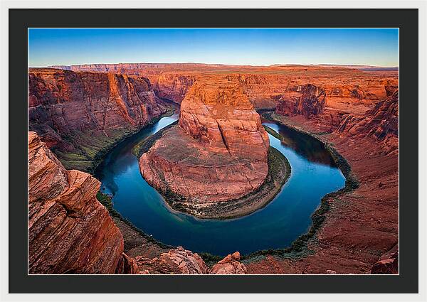 Tranquil Horseshoe Bend Views