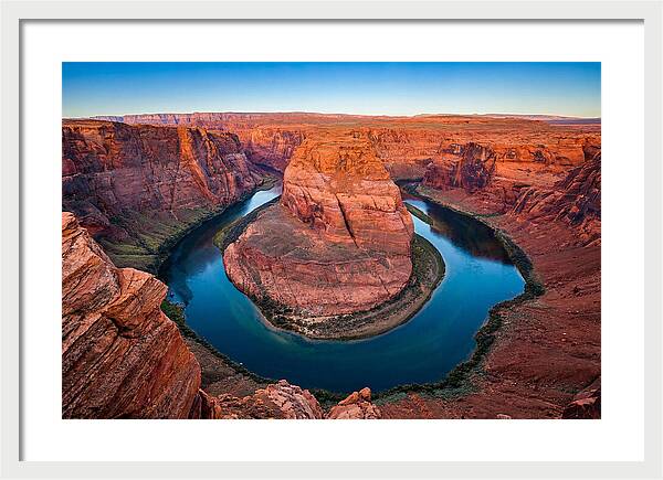 Tranquil Horseshoe Bend Views