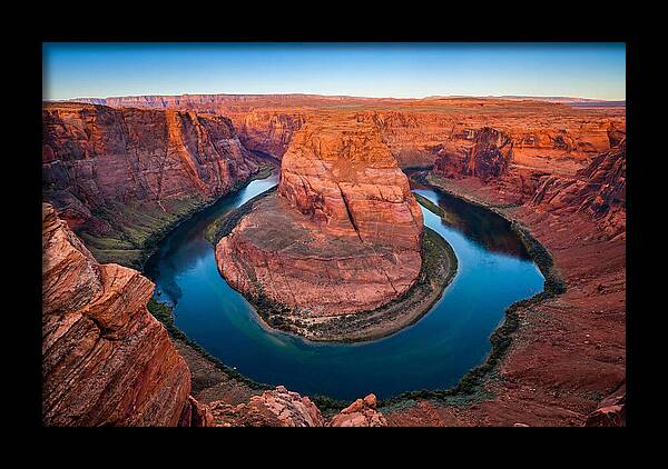 Tranquil Horseshoe Bend Views