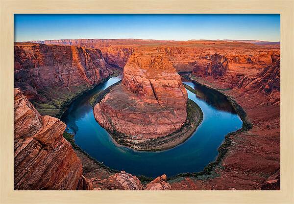 Tranquil Horseshoe Bend Views