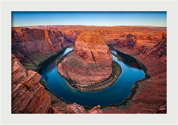 Tranquil Horseshoe Bend Views