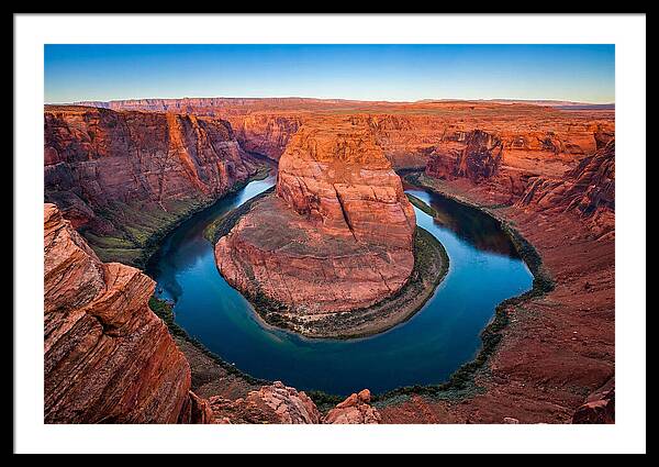 Tranquil Horseshoe Bend Views