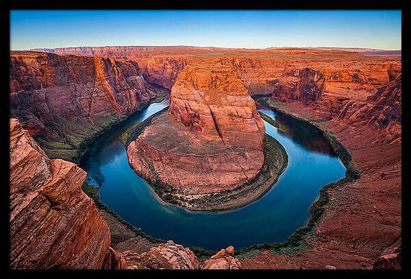 Tranquil Horseshoe Bend Views
