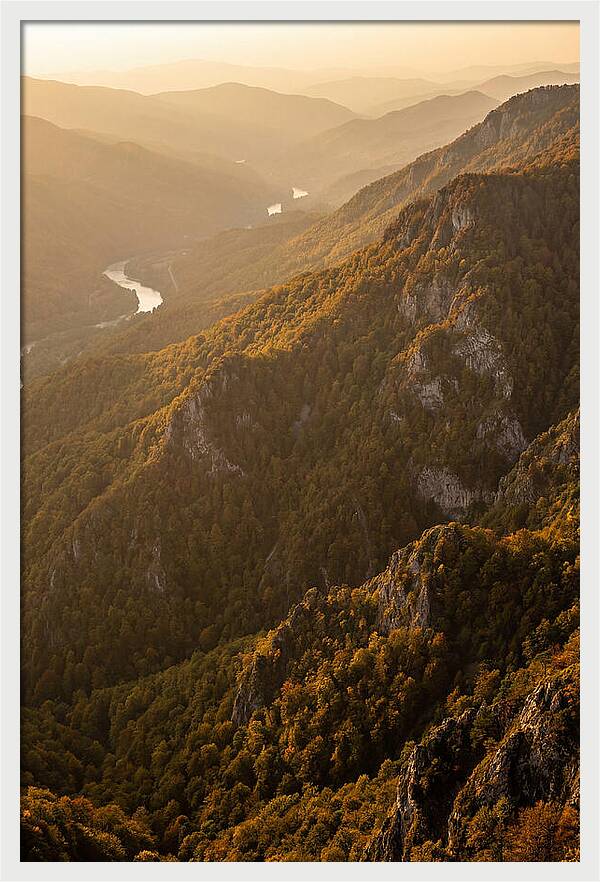 Tranquil Porcupine Mountains Escape
