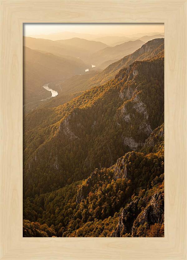 Tranquil Porcupine Mountains Escape