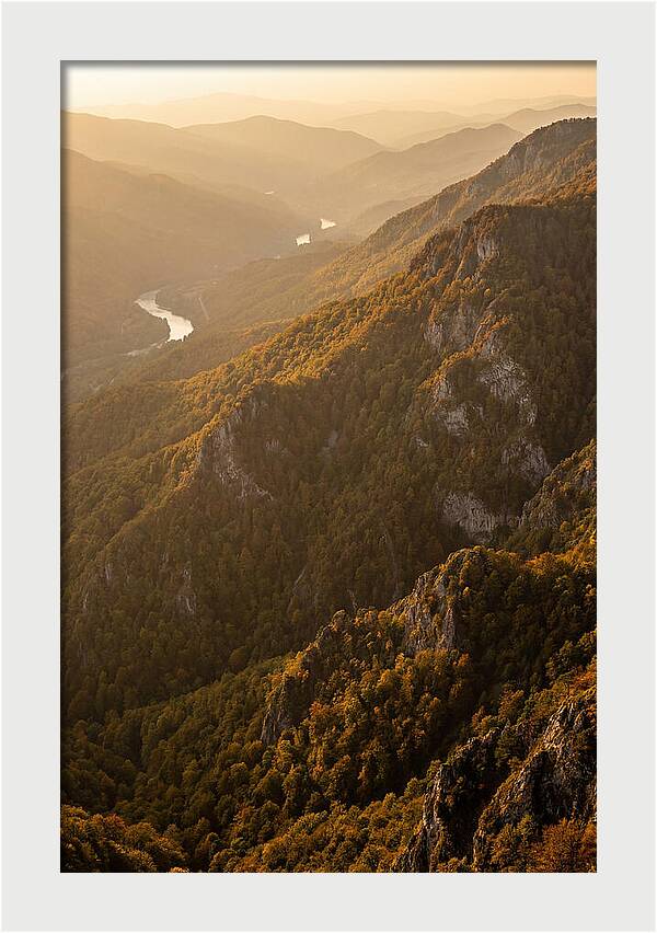 Tranquil Porcupine Mountains Escape