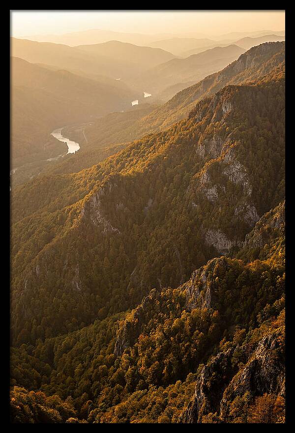 Tranquil Porcupine Mountains Escape