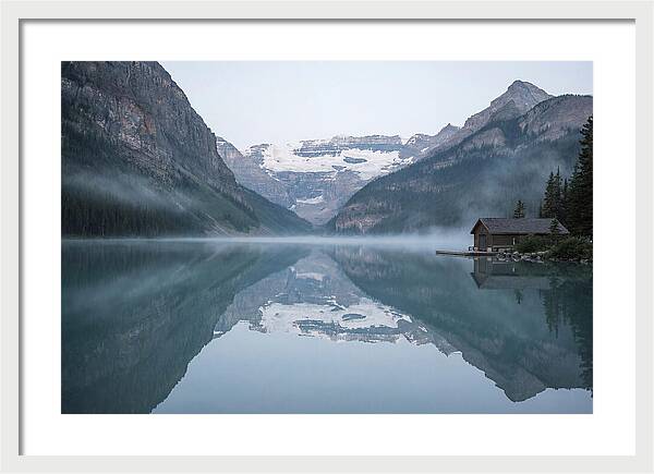 Tranquil Sunrise Over Lake Louise