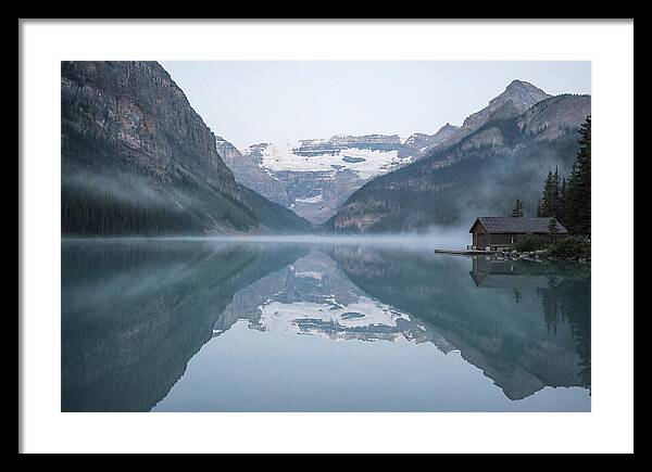 Tranquil Sunrise Over Lake Louise