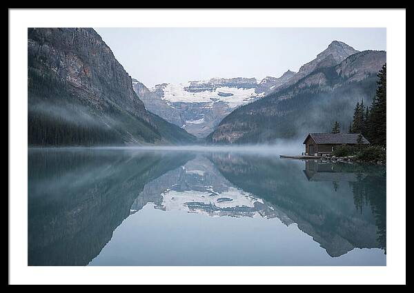 Tranquil Sunrise Over Lake Louise
