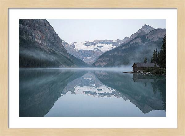 Tranquil Sunrise Over Lake Louise