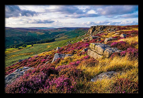 Tranquil Views Over Stanage Edge
