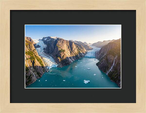 Tranquil Waters Of Tracy Arm