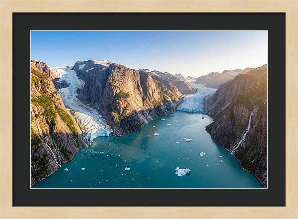 Tranquil Waters Of Tracy Arm