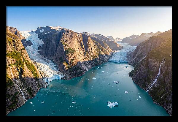 Tranquil Waters Of Tracy Arm