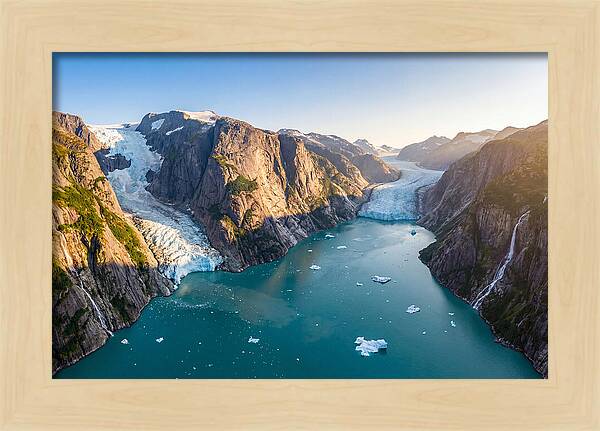 Tranquil Waters Of Tracy Arm