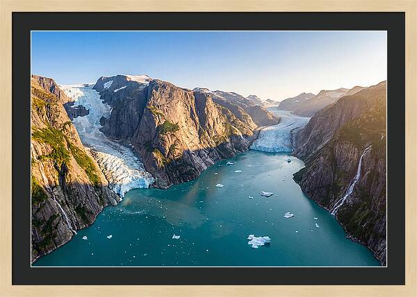 Tranquil Waters Of Tracy Arm