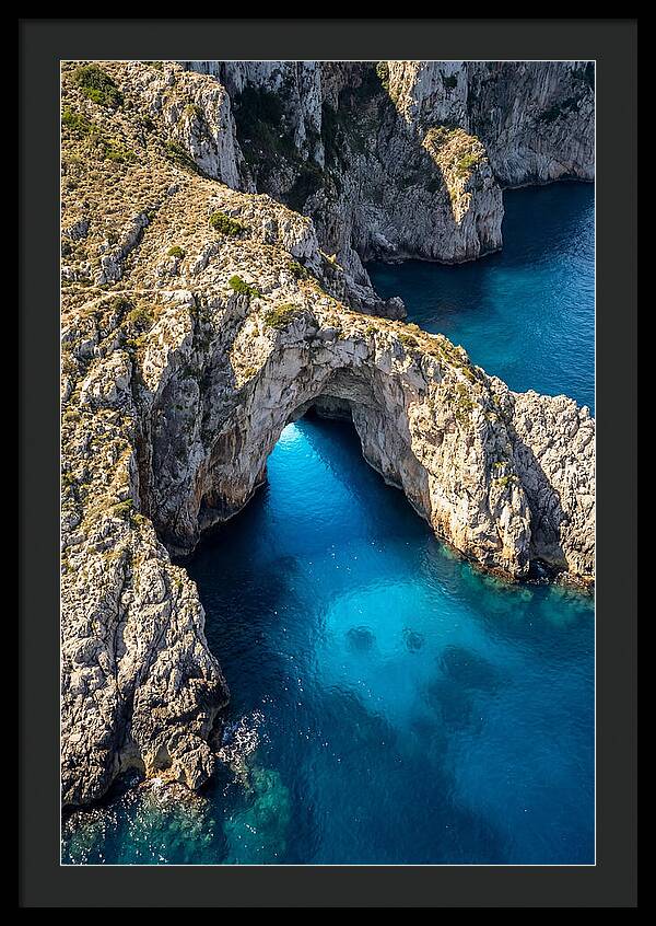 Tranquil Waterscape Escape