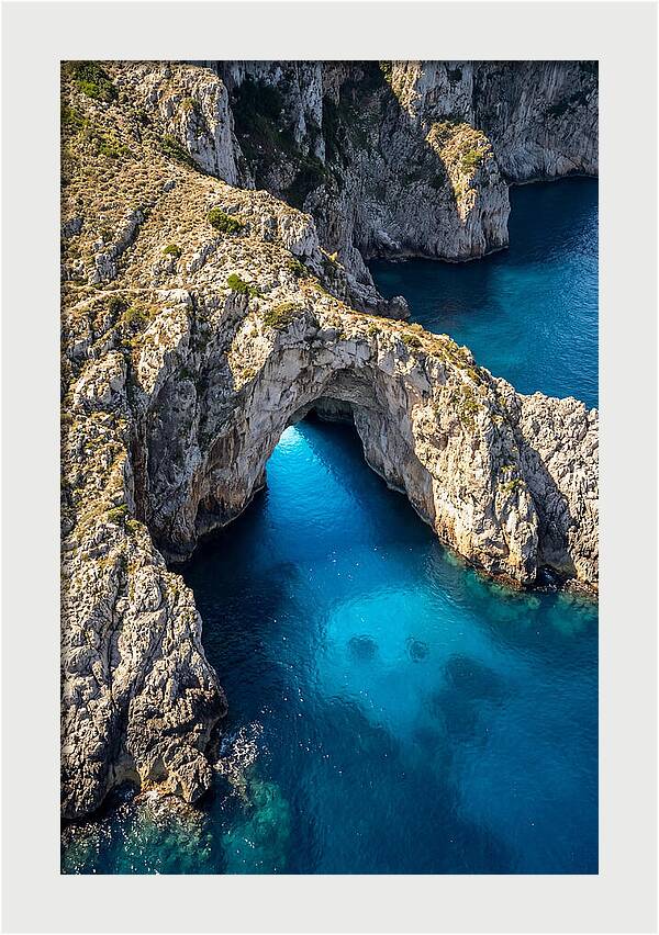 Tranquil Waterscape Escape