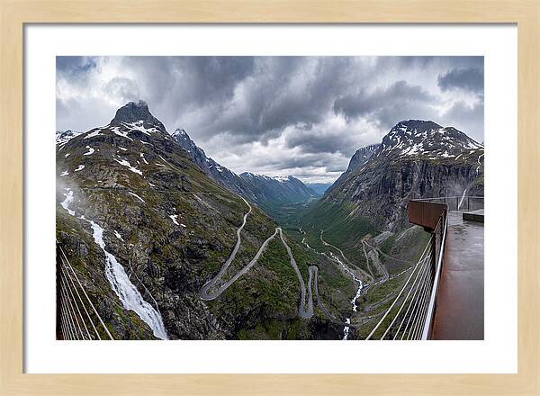 Trollstigen Viewpoint Serenity